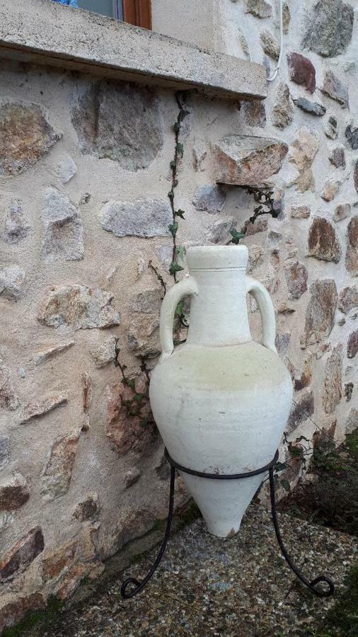Gite Du Sorbier Le Chalard Luaran gambar