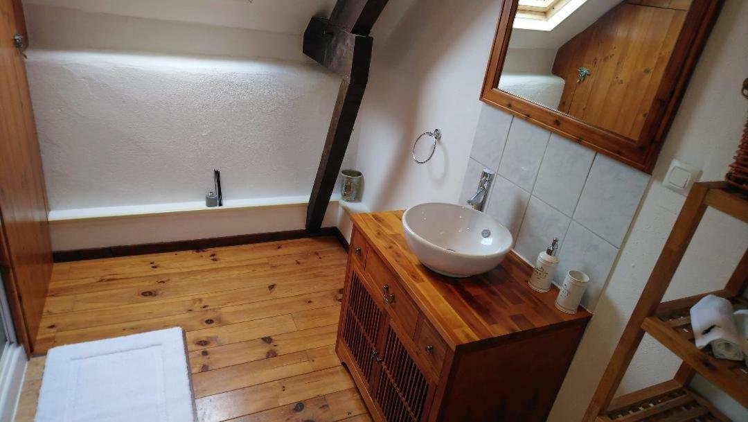 Gite Du Sorbier Le Chalard Luaran gambar